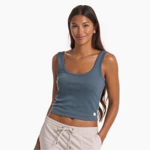 Vuori Sunrise Crop Tank in color stone! NEW STILL IN PACKING BAG WITH TAGS